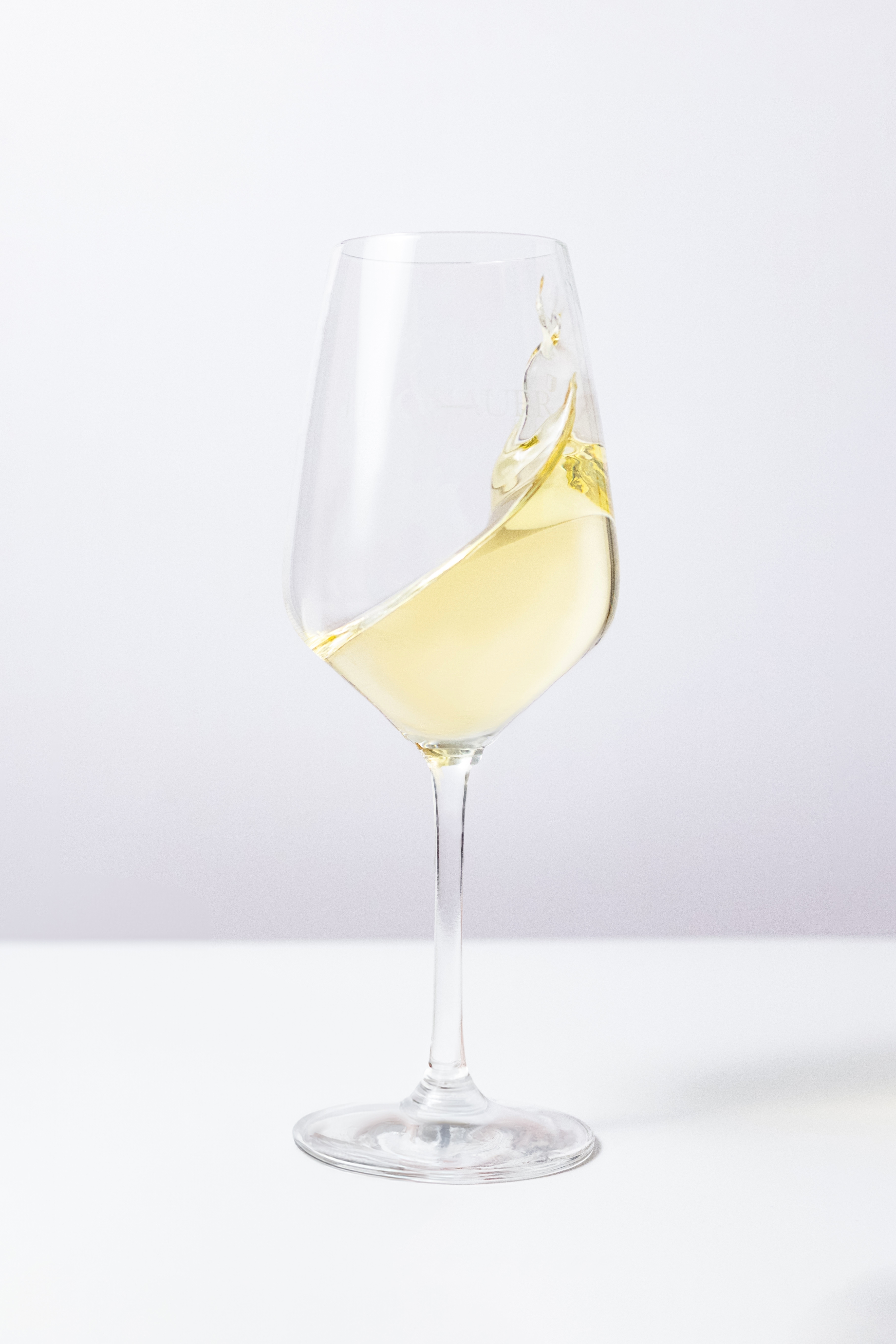 Wein Farbe- Hagnauer Burgstall Müller-Thurgau Edition
