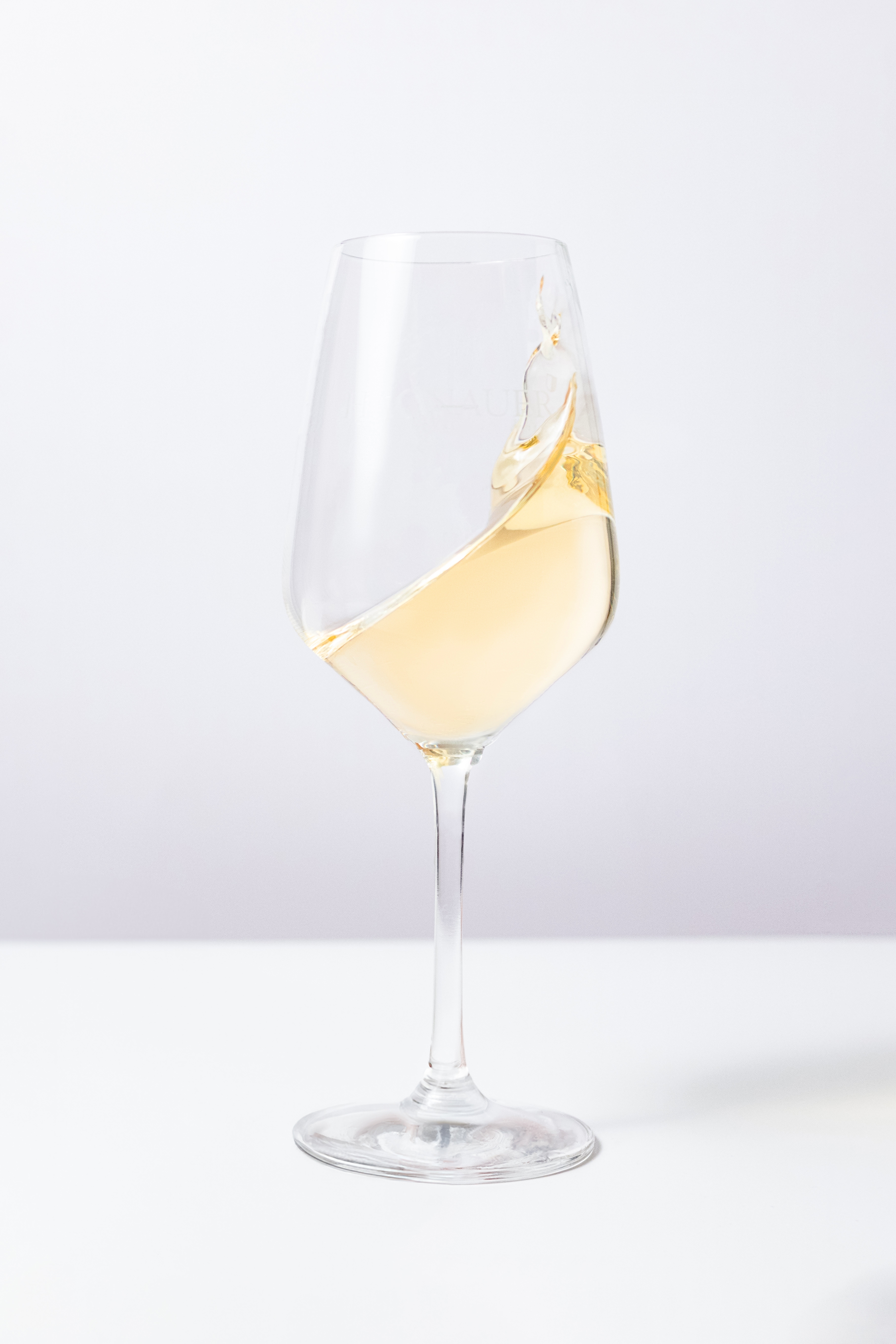 Wein Farbe- Hagnauer Burgstall  Grauburgunder Spätlese trocken